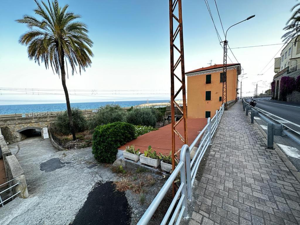 La Via Sul Mare Διαμέρισμα Bordighera Εξωτερικό φωτογραφία